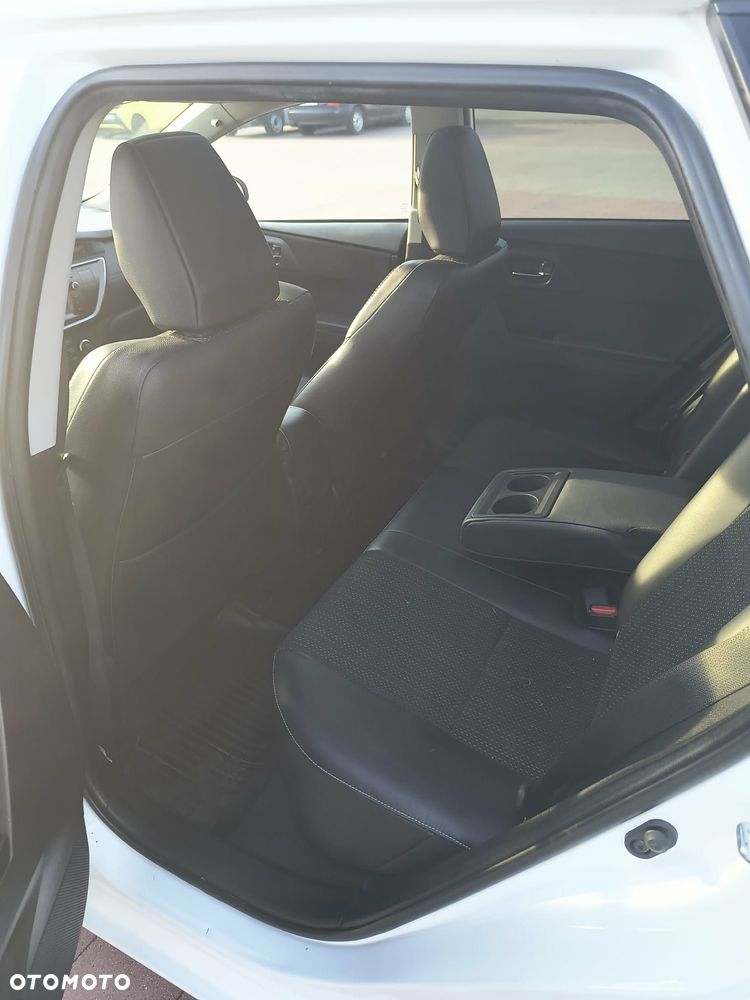 Toyota Auris 2.0 D-4D Premium - 8