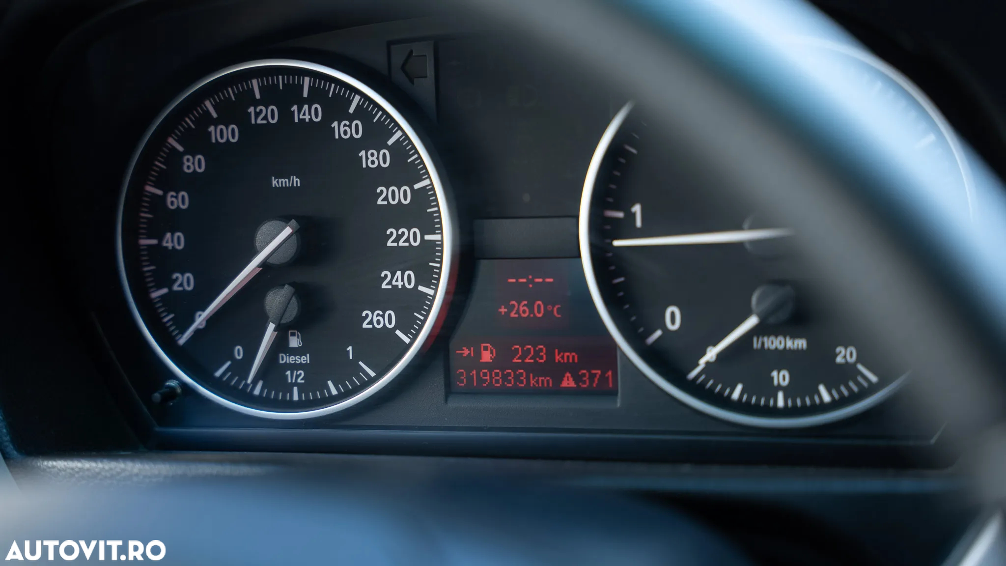 BMW Seria 3 318d - 9