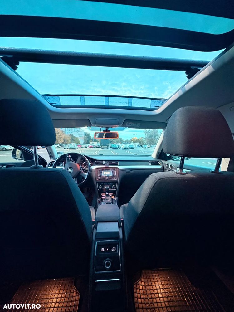 Skoda Superb 2.0 TDI 4X4 Ambition - 10