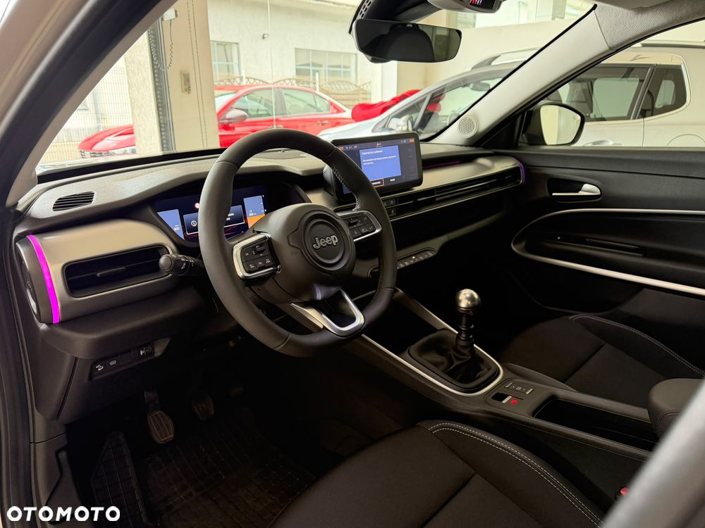 Jeep Avenger 1.2 GSE T3 Summit FWD - 14