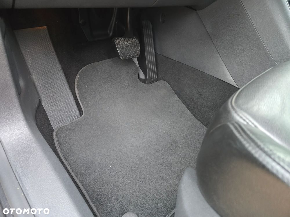 Volkswagen Tiguan 2.0 TDI 4Mot Perfectline R-Style DSG - 30