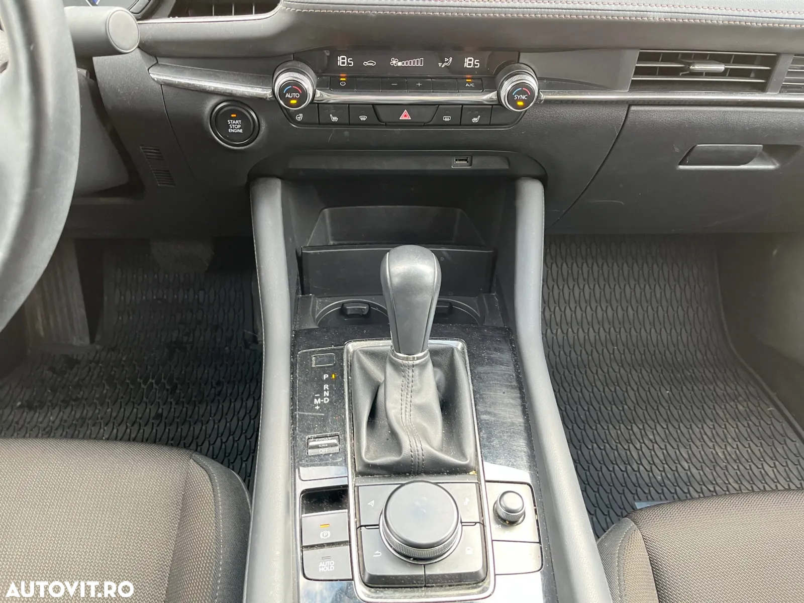 Mazda 3 e-Skyactiv G122 AT MHEV Plus - 12