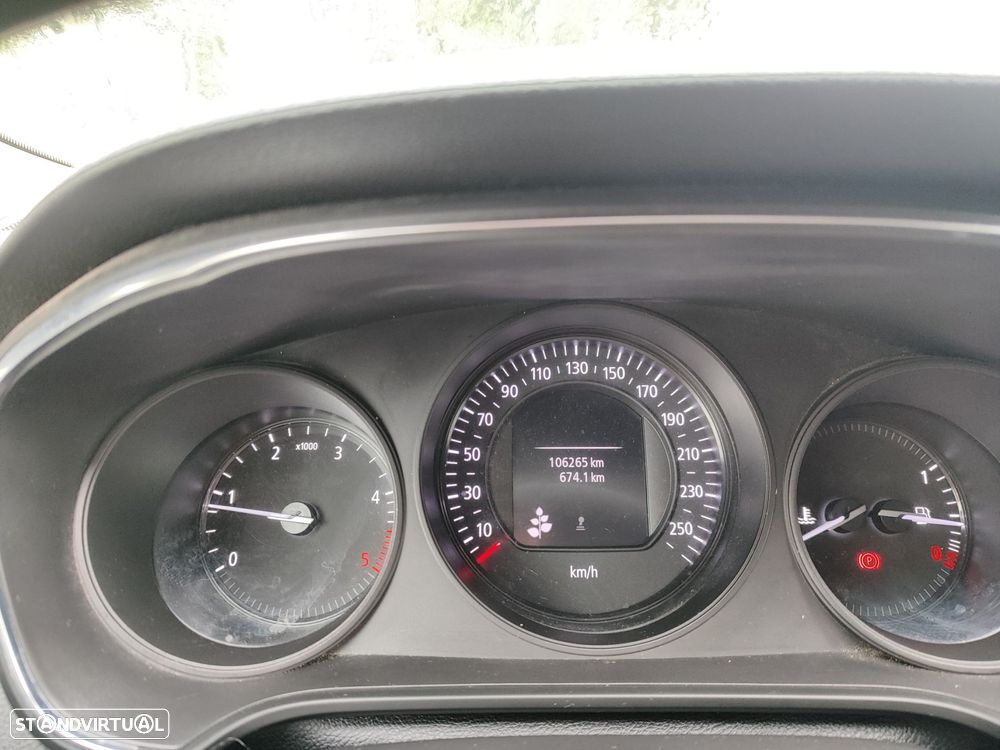 Renault Mégane 1.5 Blue dCi Limited - 19