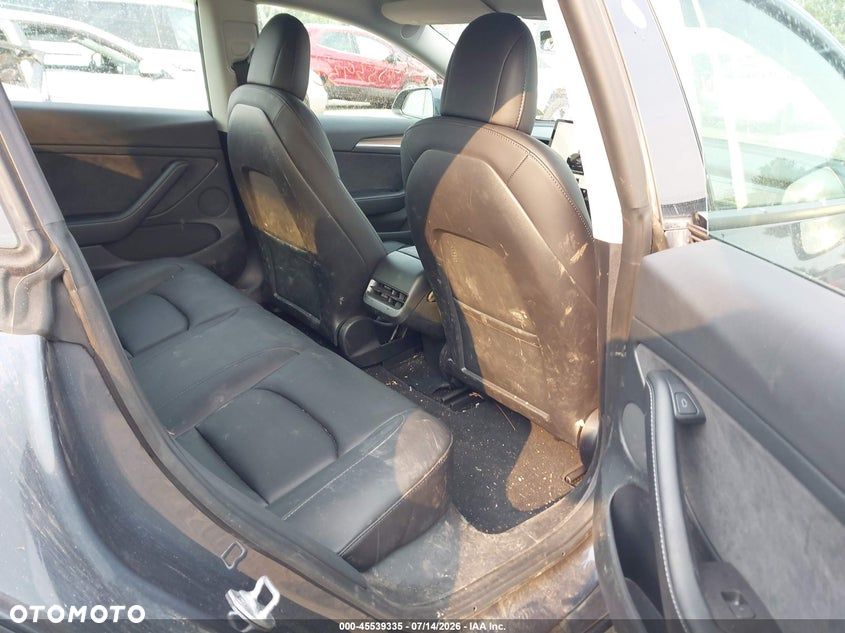 Tesla Model 3 Langstreckenbatterie Allradantrieb Dual Motor - 11