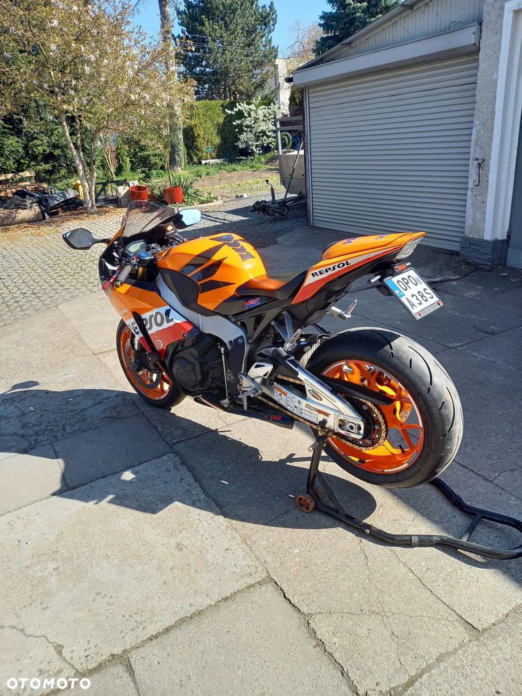 Honda CBR - 13