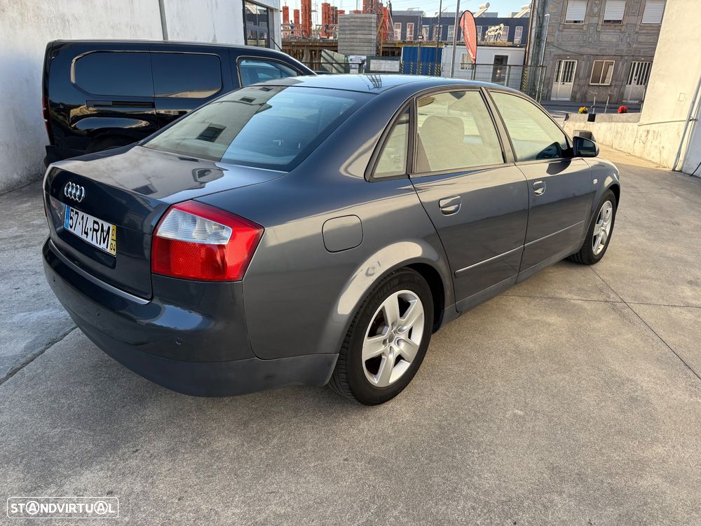 Audi A4 1.9 TDI m5 Sport - 5