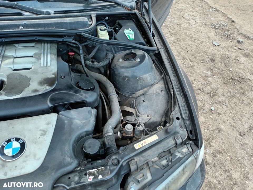 Dezmembrari  BMW 3 (E46)  1998  > 2007 320 d Motorina - 8