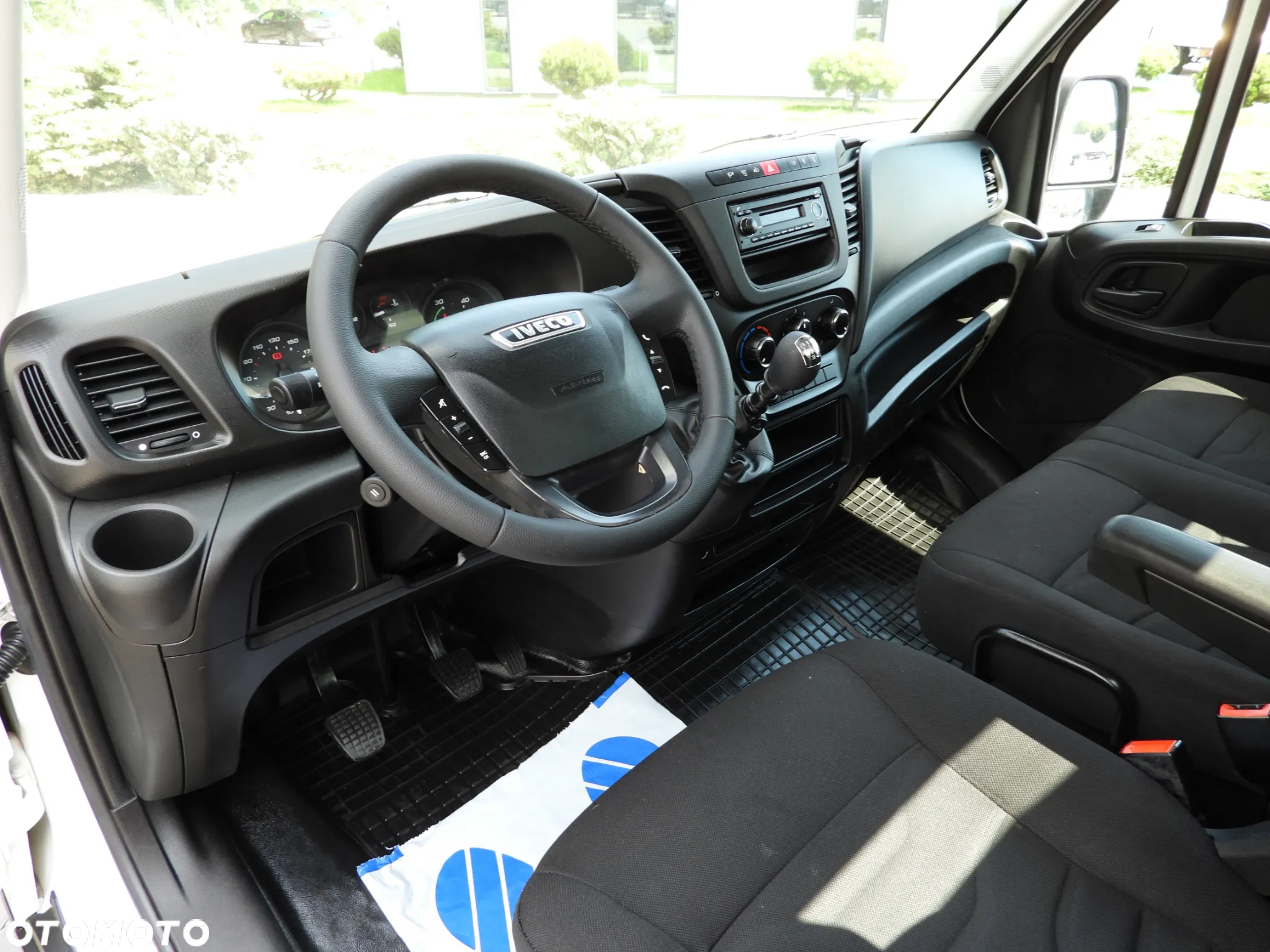 Iveco DAILY 35C15 WYWROTKA TEMPOMAT BLIŹNIACZE KOŁA KLIMATYZACJA 150KM [ 573517 ] - 3