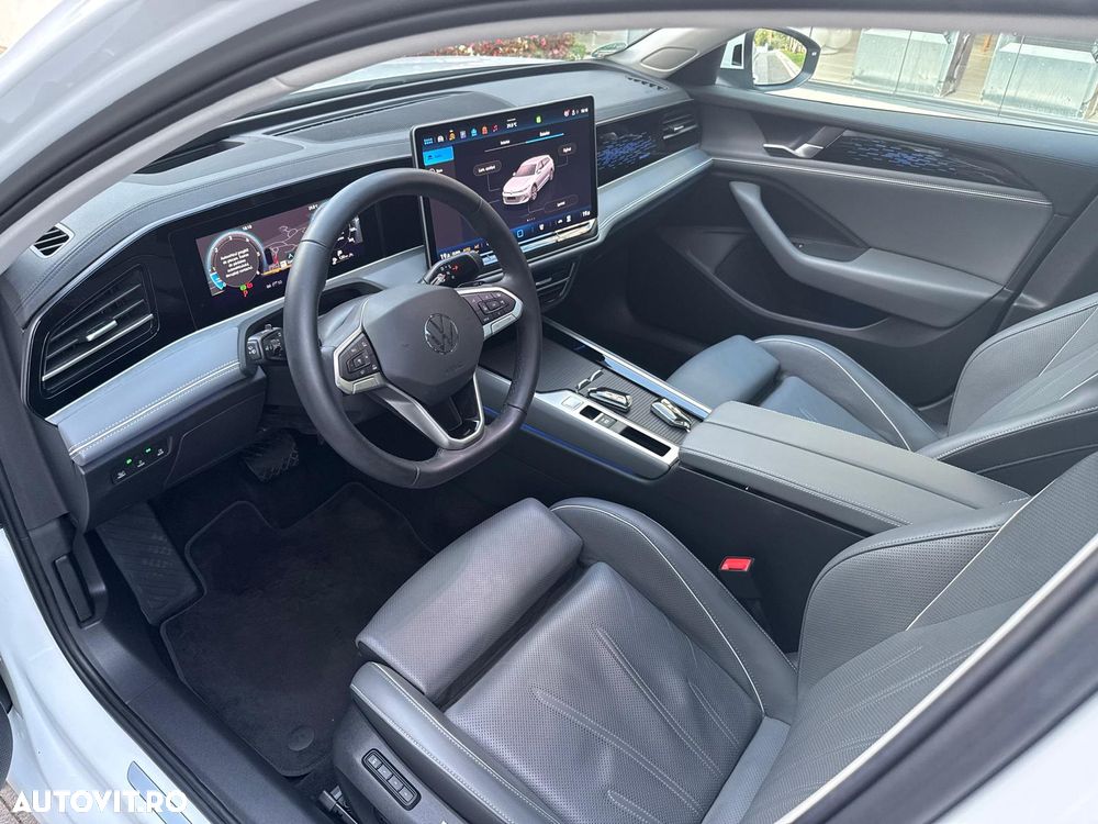 Volkswagen Passat 2.0 TDI SCR DSG Elegance - 3