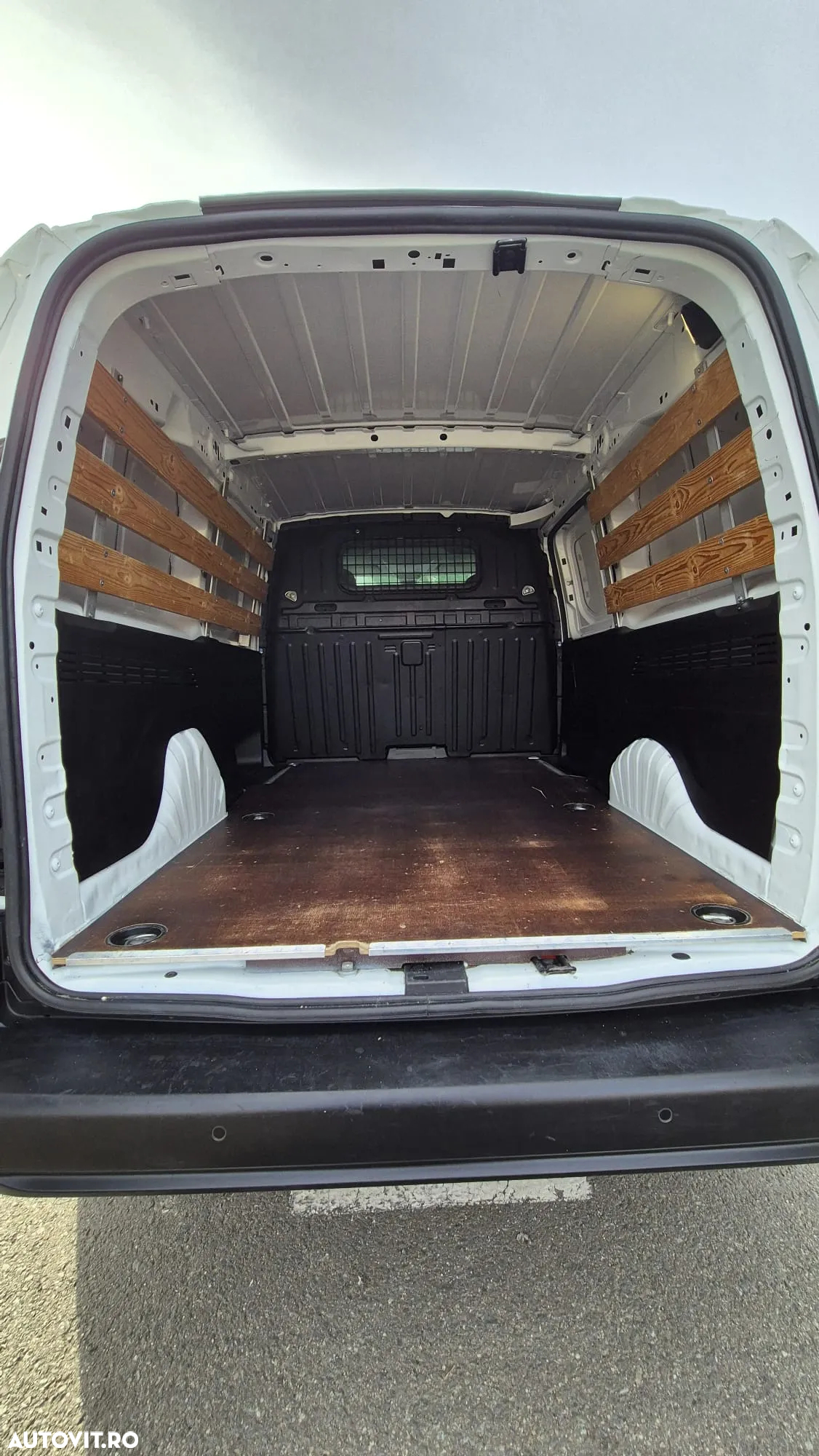 Peugeot Partner - 12
