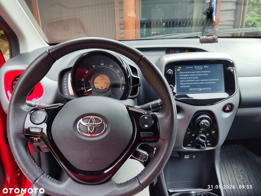 Toyota Aygo x-play - 16