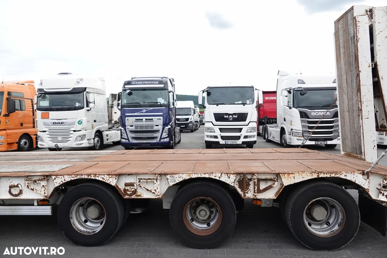 Castera CAMION CU ÎNCĂRCARE MICĂ CASTERA / 3 AXI / AXĂ DE DIRECȚIE / SUPRACARCĂRI HIDRAULICE / TROLIU / IMPORTAT - 24