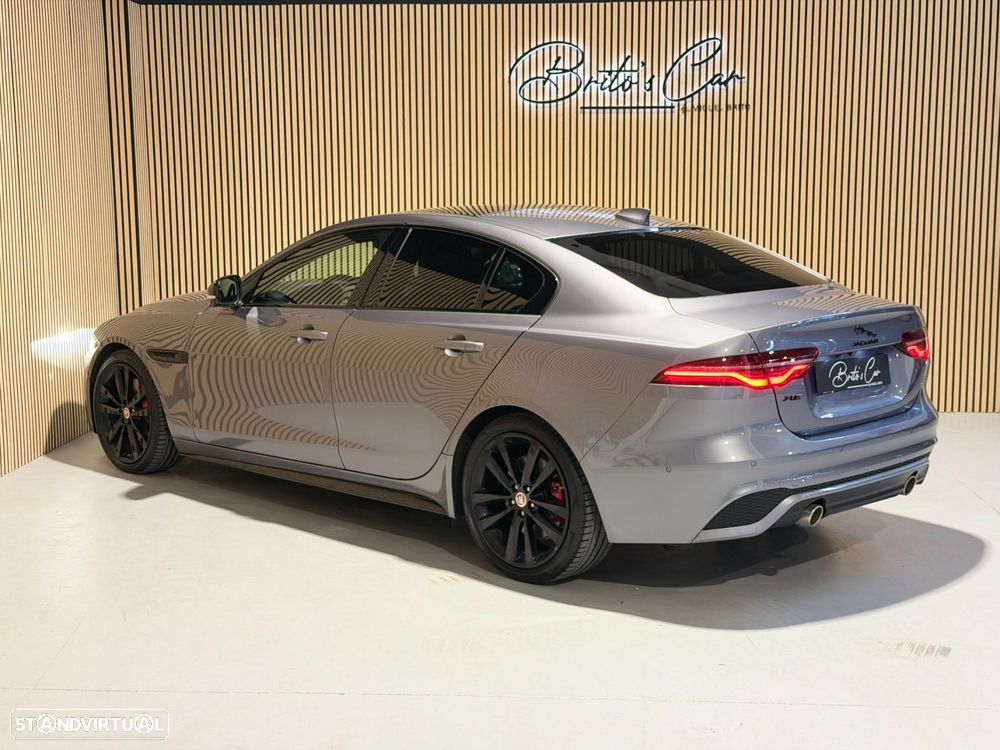 Jaguar XE 2.0 i4 R-Dynamic HSE - 3
