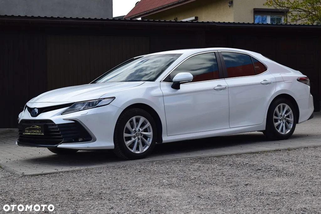 Toyota Camry 2.5 Hybrid Comfort CVT - 2