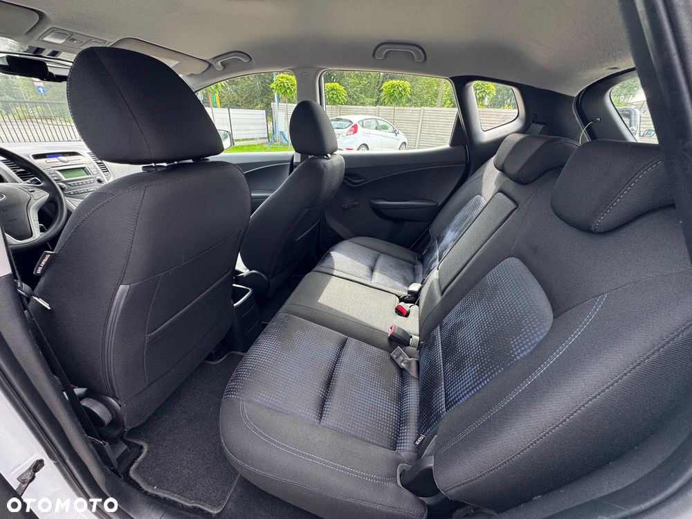 Hyundai ix20 1.4 blue Comfort - 19