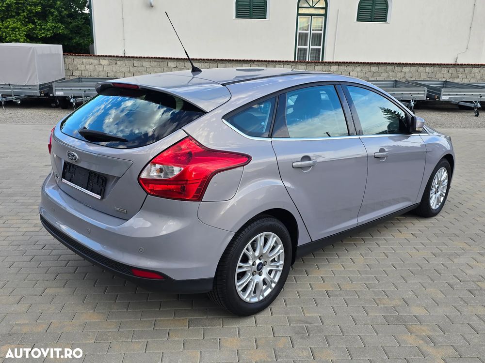 Ford Focus 1.6 TDCI DPF Titanium - 4