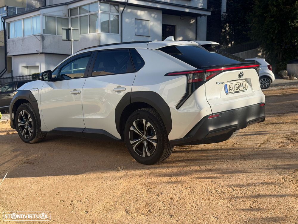 Toyota bZ4X 71,4 kWh Exclusive - 6