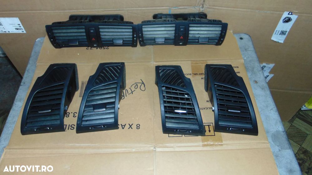Guri/grile aer ventilatie laterale si centrale BMW Seria 1 E87 an 2007 - 2
