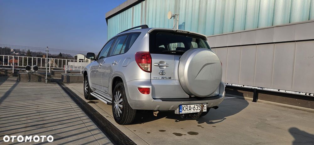 Toyota RAV4 2.2 D-4D 4x4 Executive - 4