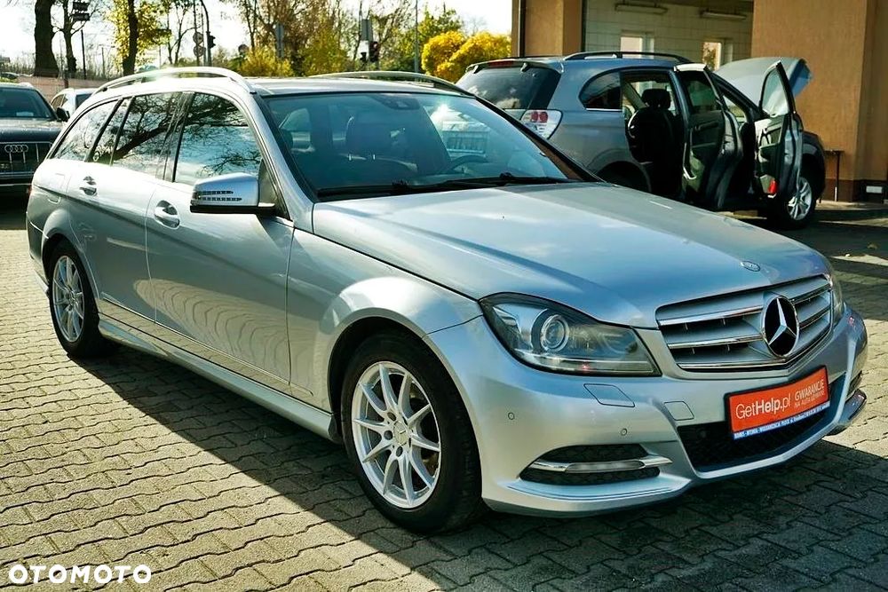 Mercedes-Benz Klasa C 200 CDI BlueEff Avantgarde - 13