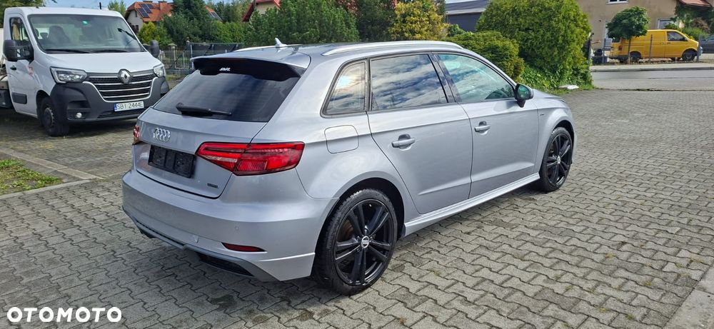 Audi A3 Sportback 40 TFSI quattro S tronic sport - 3