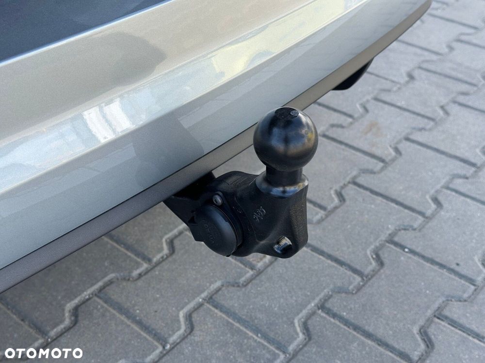 Volkswagen Touran 1.5 TSI EVO Comfortline Plus DSG - 12
