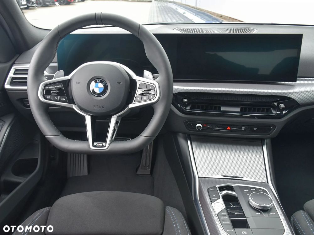 BMW Seria 3 320i xDrive - 35