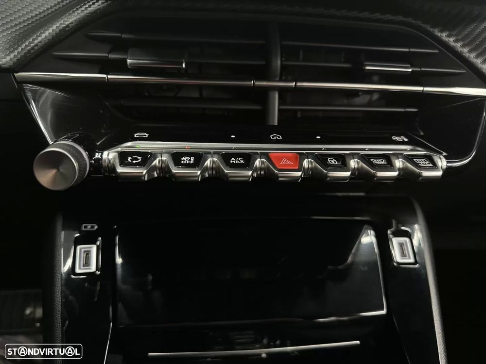 Peugeot 2008 Hybrid 136 e-DSC Allure - 27