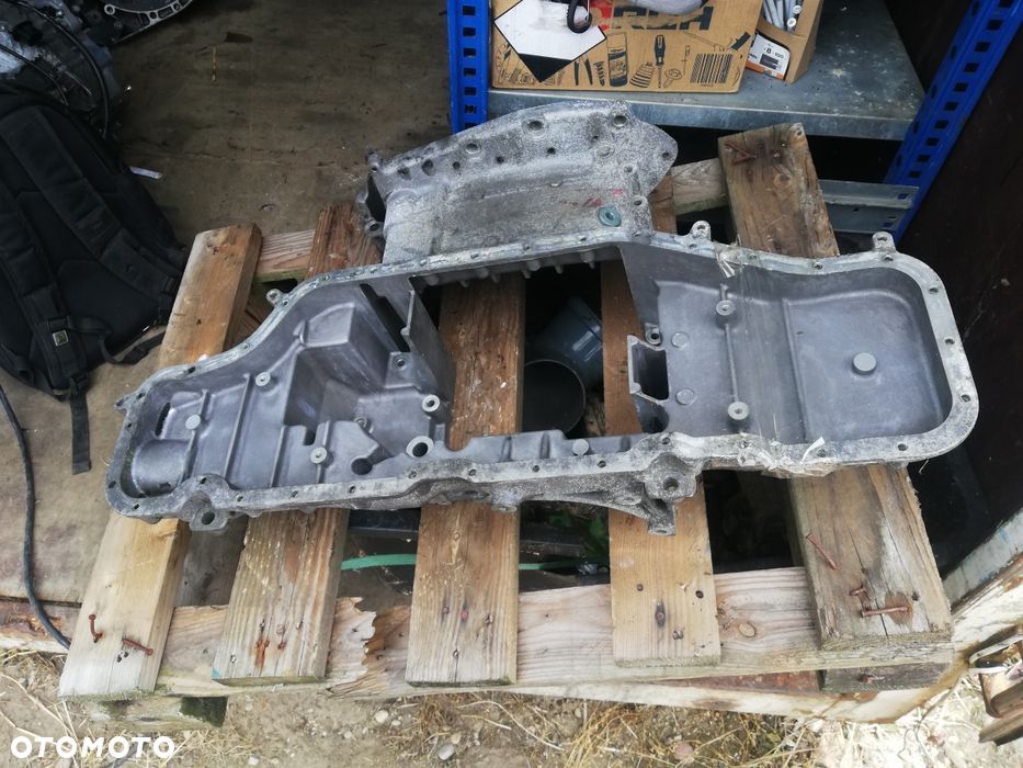 Podstawa miski olejowej Audi a6 c6 27tdi - 5