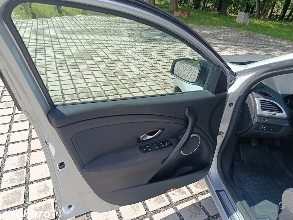 Renault Megane - 13