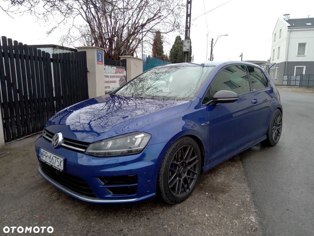 Volkswagen Golf - 11