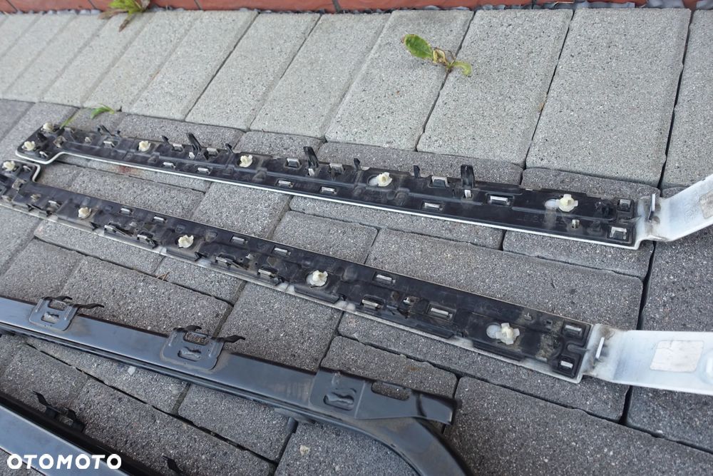 SZYNY ROLKA DRZWI MASKOWNICA ZAWIAS BERLINGO IV 18r. - 6