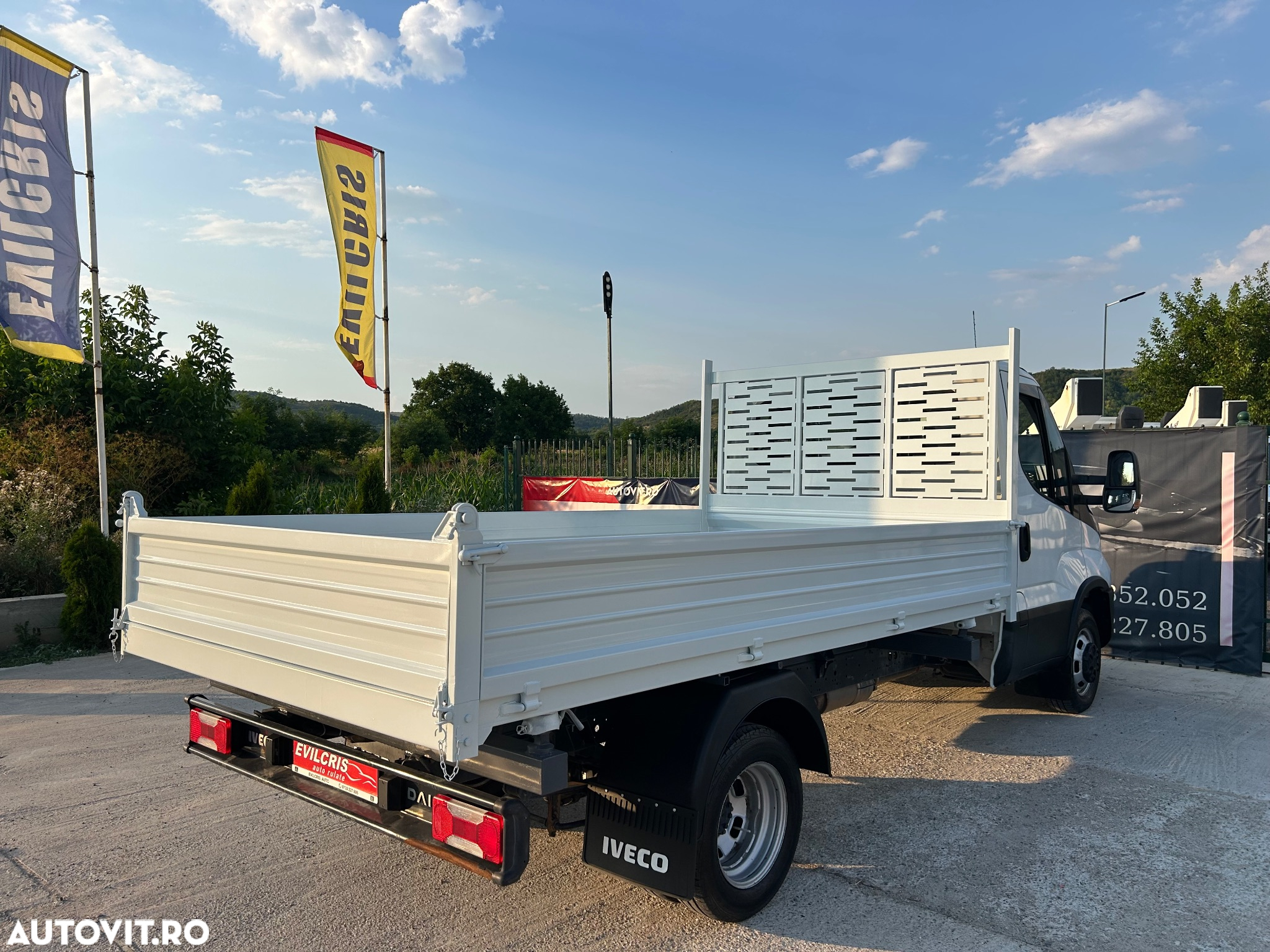 Iveco Daily 3.0 D BASCULABIL AXA DUBLA SPATE - 15