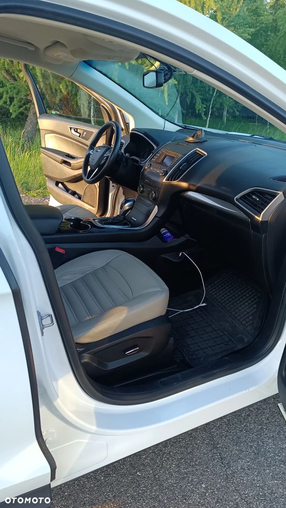 Ford Edge - 9