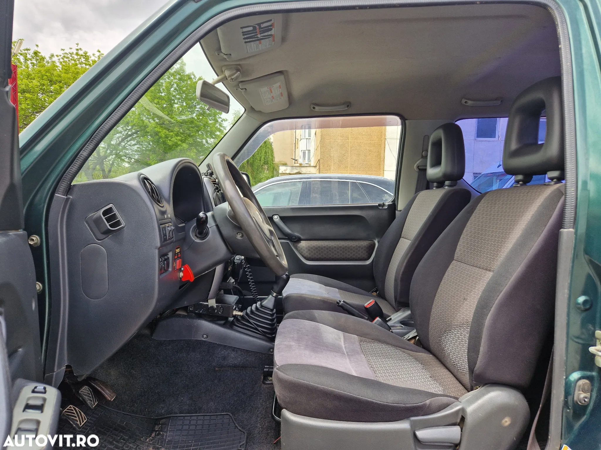 Suzuki Jimny 1.3 JLX - 10
