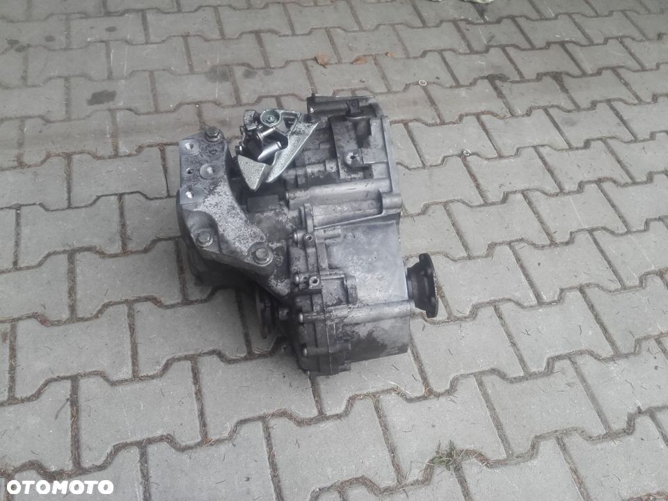 Skrzynia biegów VW Skoda Audi 2.0 TDI 02Q301103C - 3