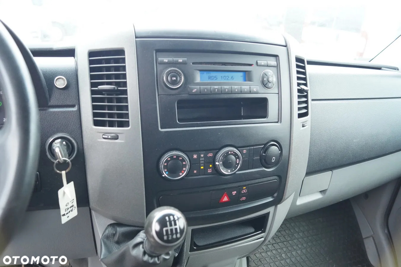 Volkswagen CRAFTER - 13