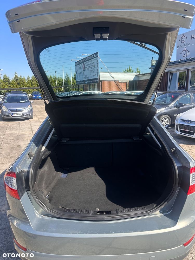 Ford Mondeo 1.6 Titanium - 16