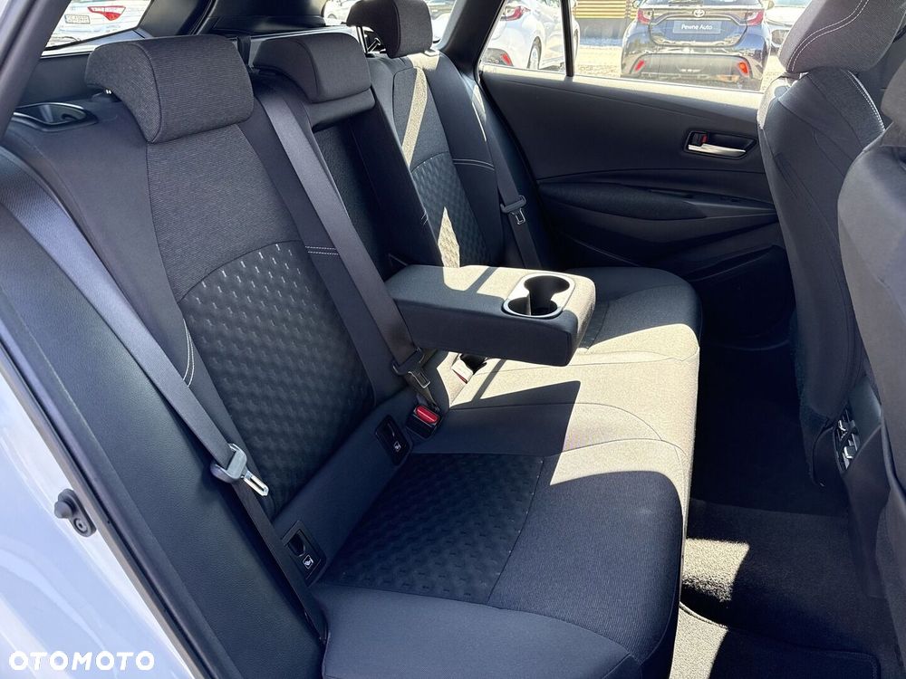 Toyota Corolla 1.8 Hybrid Comfort - 24