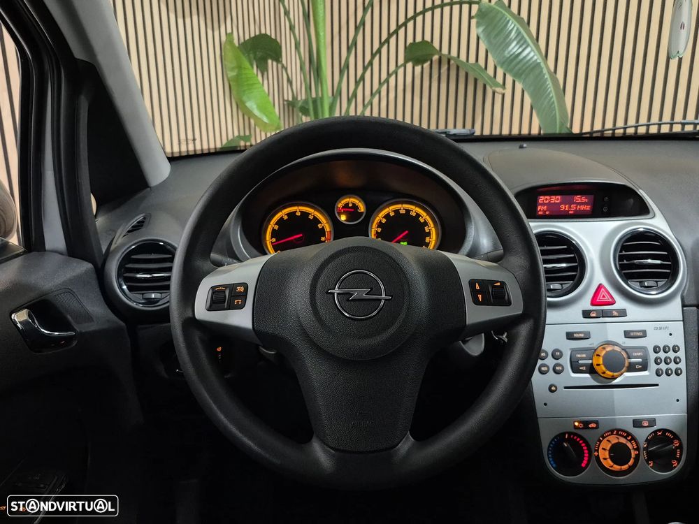 Opel Corsa 1.2 Cosmo - 10