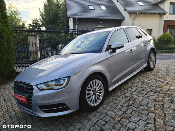 Audi A3 1.6 TDI clean diesel Attraction