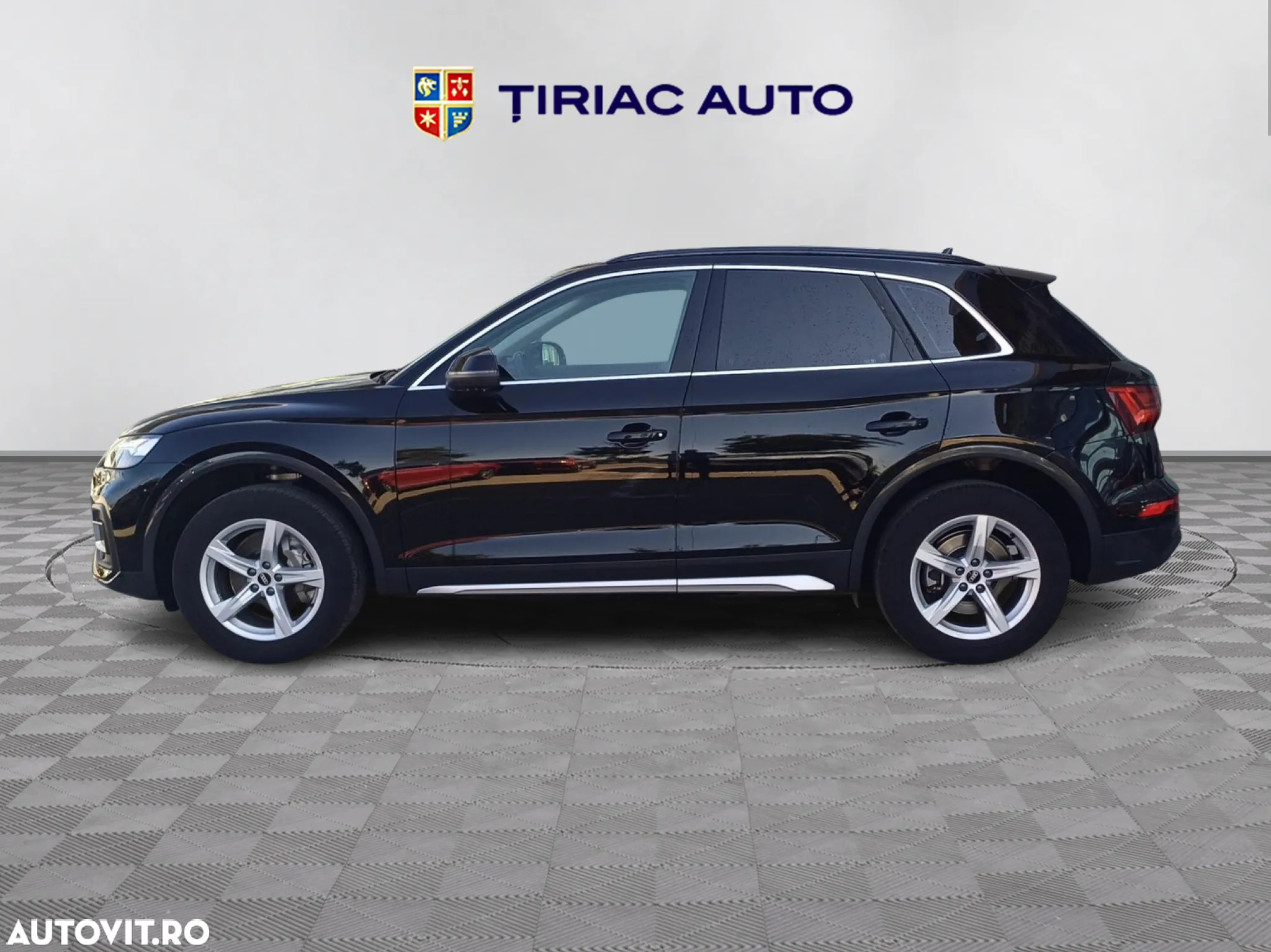 Audi Q5 40 TDI quattro S tronic MHEV Advanced - 2