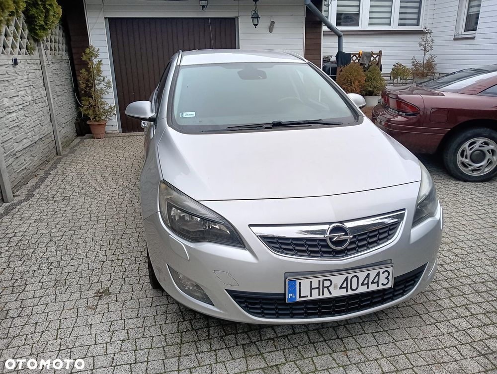 Opel Astra 1.4 Turbo - 4