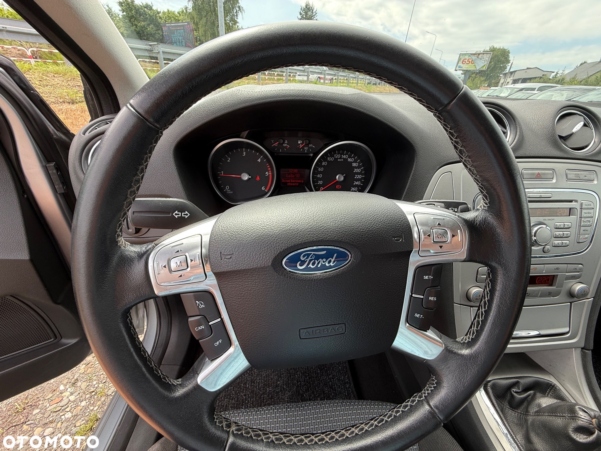 Ford Mondeo 2.0 TDCi Silver X - 13