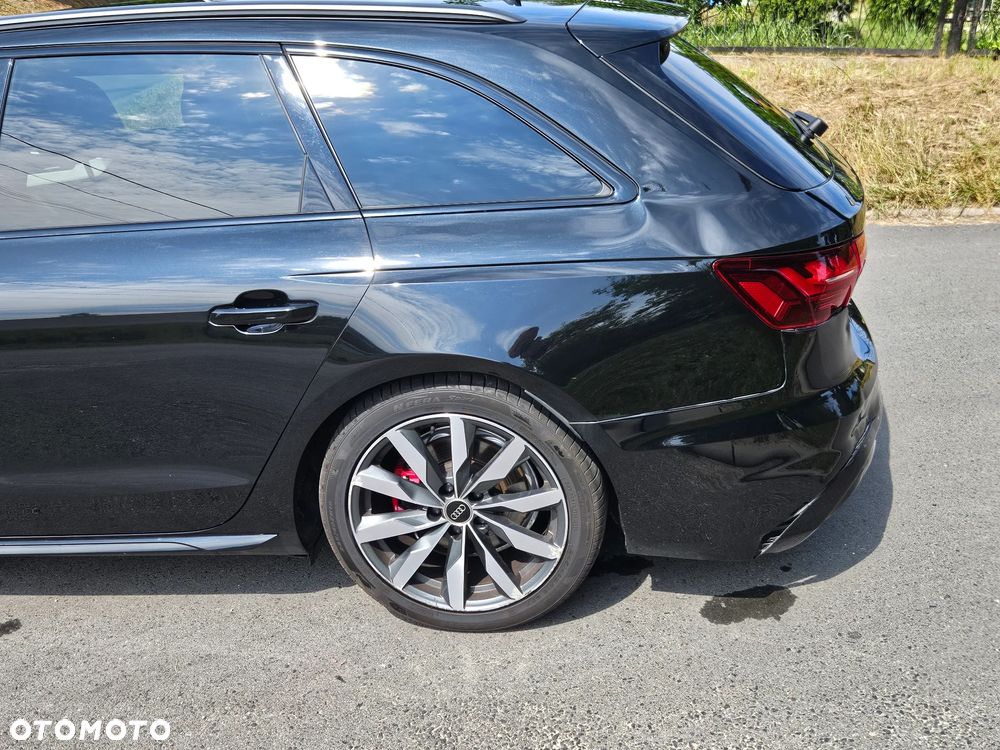 Audi A4 Avant 40 TDI quattro S tronic S line - 11