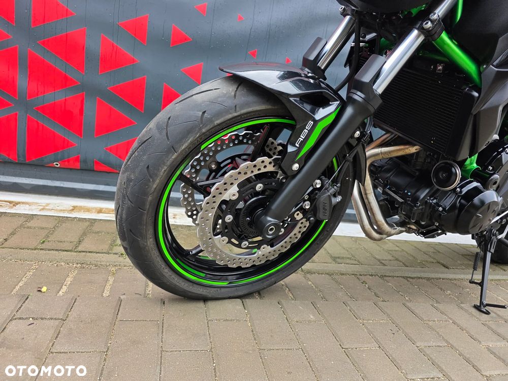 Kawasaki Z 650 - 12