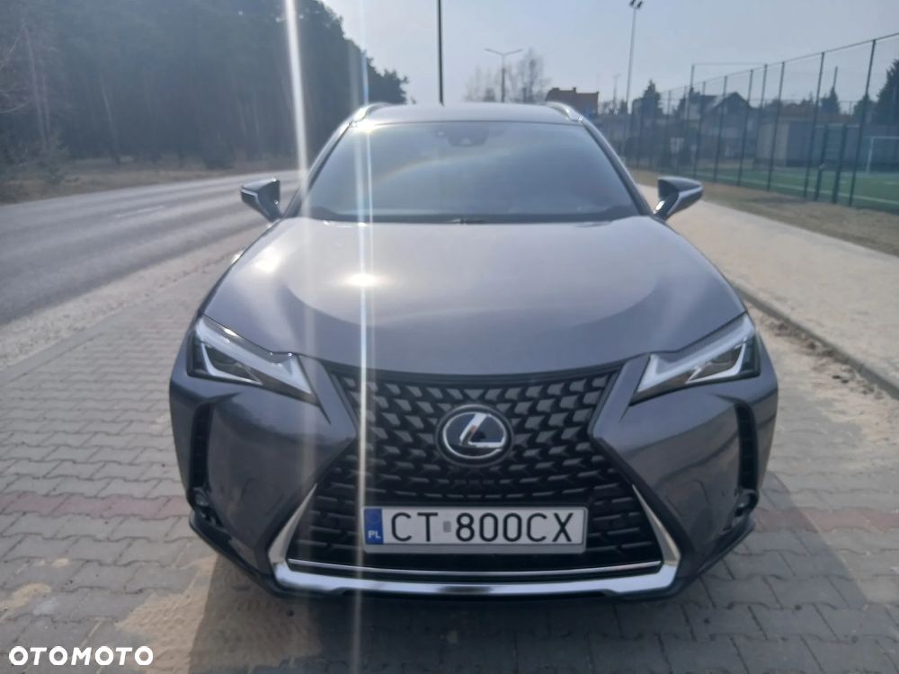 Lexus UX - 2