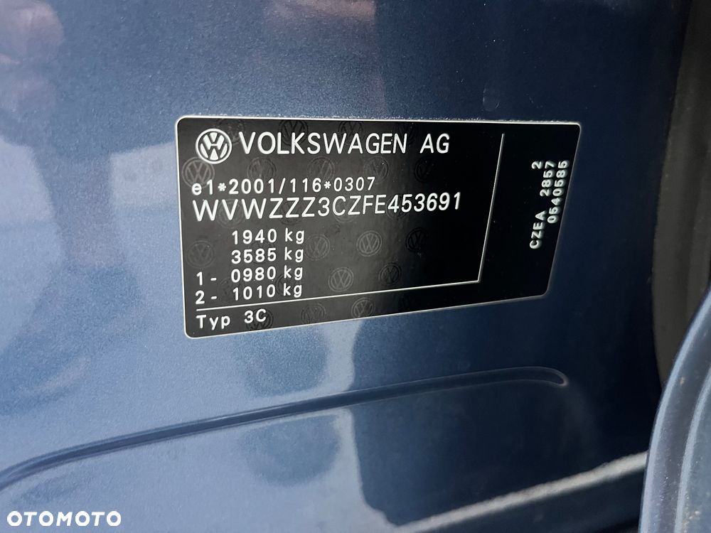 Volkswagen Passat - 40