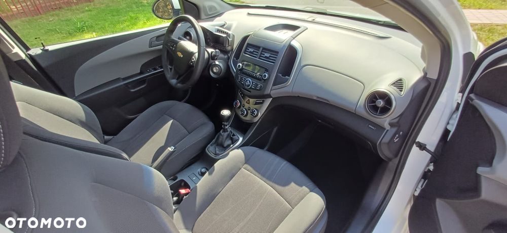 Chevrolet Aveo 1.4 LTZ - 8