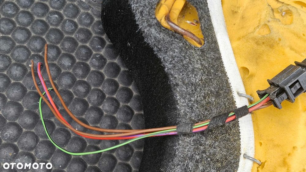 Kanapa Siedzisko Oparcie Welur Podłokietnik Uchwyt Napoje Cupholder Grzane Podgrzewane Skoda Superb II 2 - 38